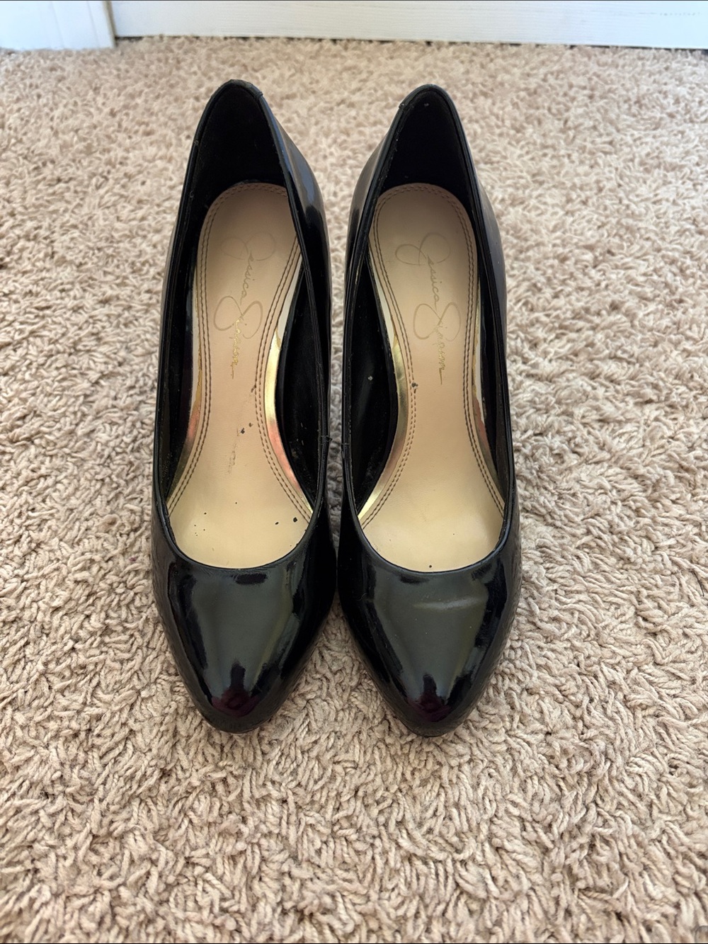 Jessica Simpson Glossy Black Pointed-Toe Pumps